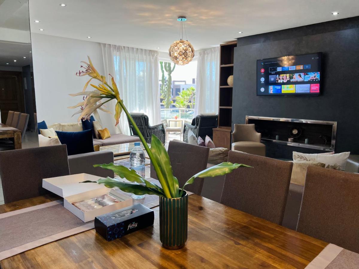 Melrose Beαch Aρραrt Pοοl Vieω Apartment