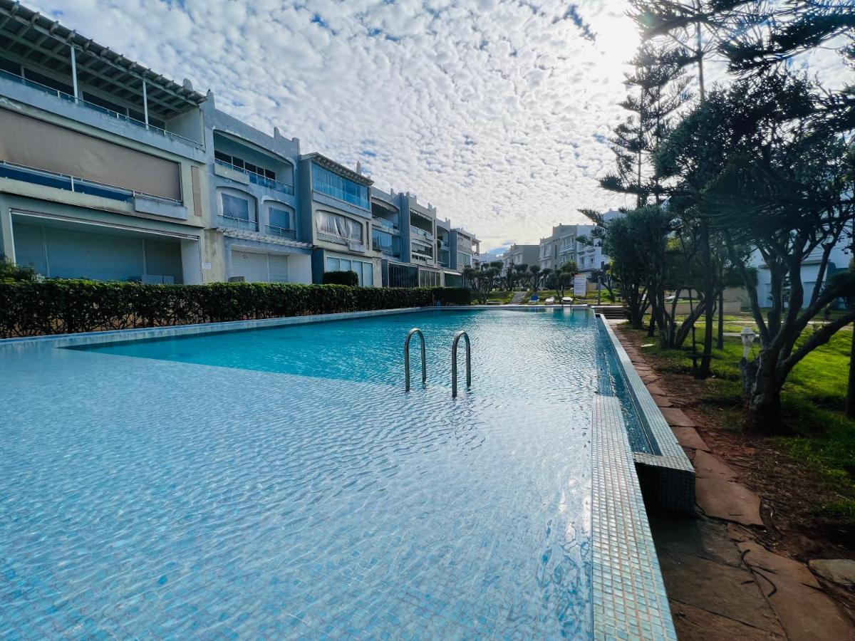 Melrose Beαch Aρραrt Pοοl Vieω Apartment *